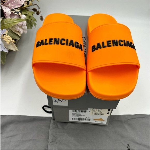 Men’s Balenciaga rubber pool slides logo size 46 made in Italy - Picture 1 of 9